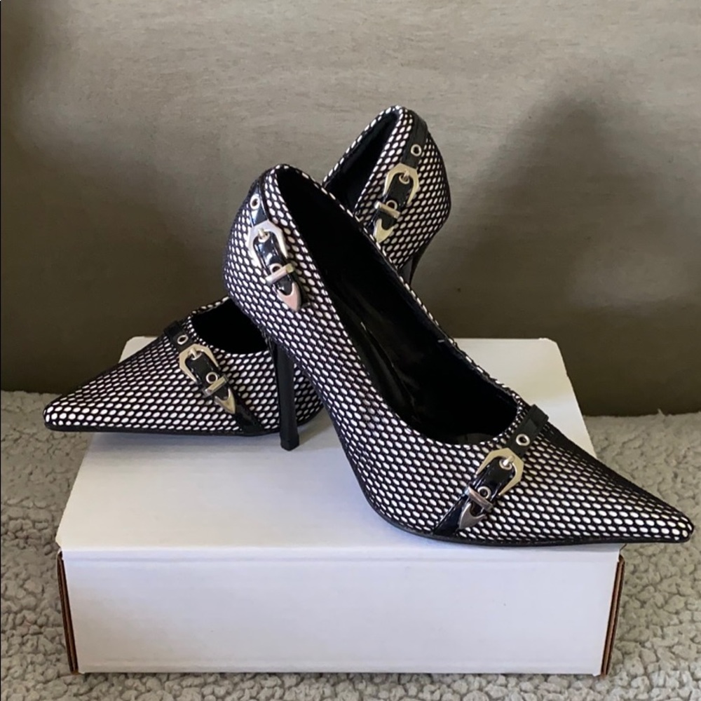 Not Part of 3/$15 
Fredericks of Hollywood Heels